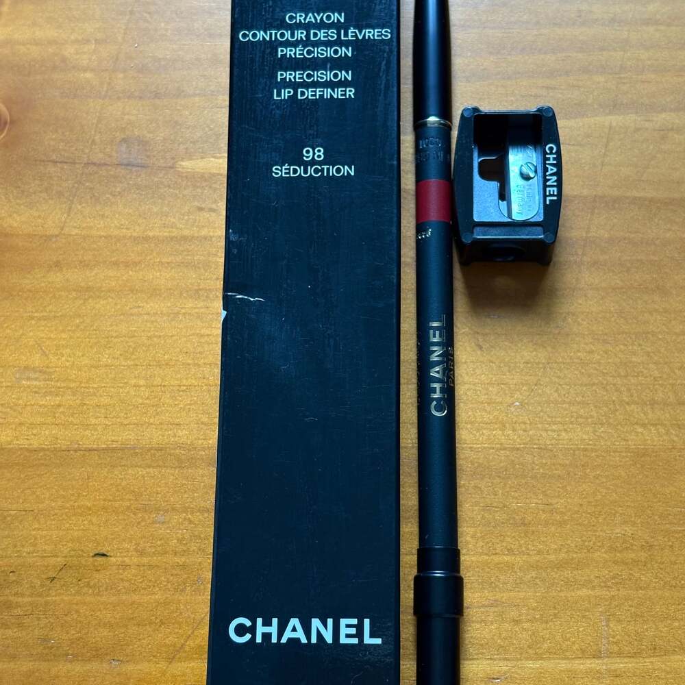 CHANEL LE CRAYON LEVRES CRAYON CONTOUR PRECISION LIP DEFINER 98 SEDUCTION